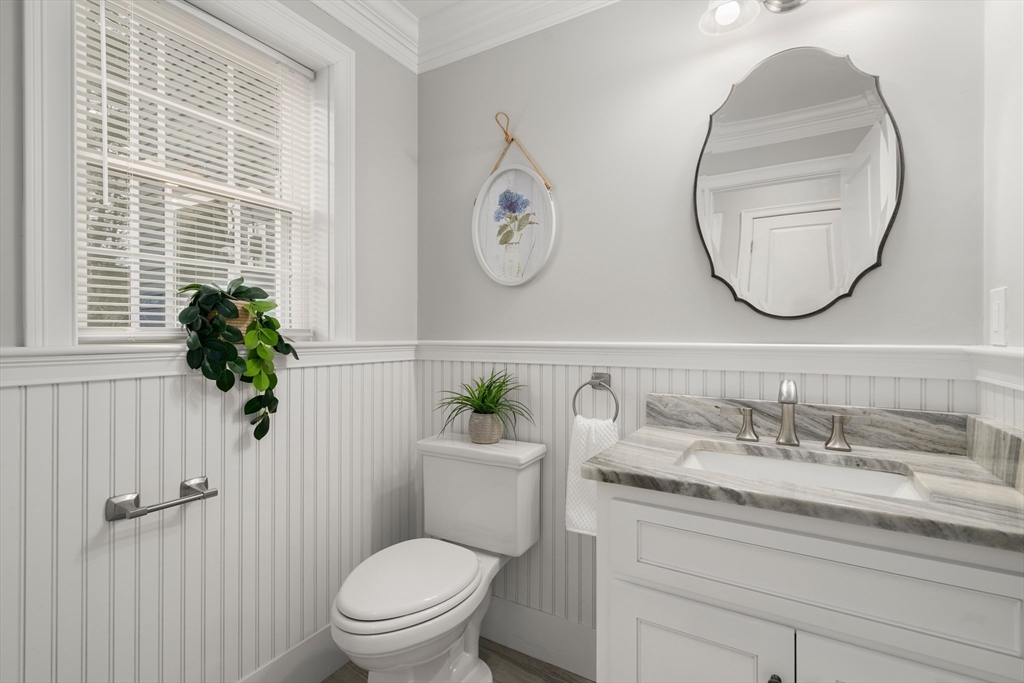 115 High Street Medfield, MA 02052 - Photo 15 of 36