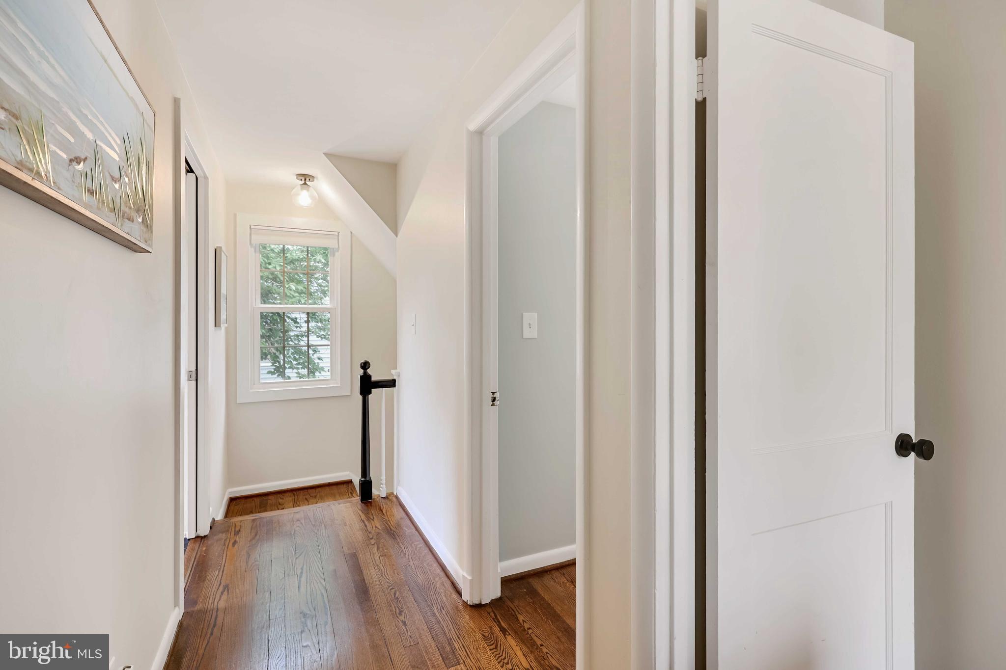 455 Schley Road Annapolis, MD 21401 - Photo 37 of 67 Hall to stairs
