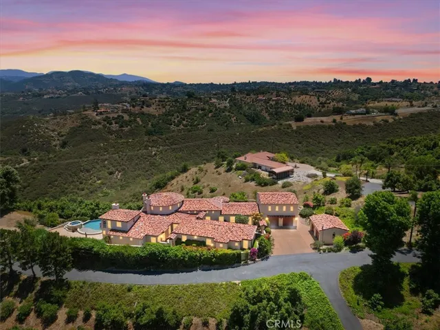 $3,195,000 | 1917 Santa Margarita Drive, Fallbrook, CA 92028