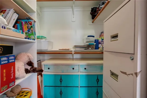 $398,500 | 2010 Prairie Grass Drive, Raymore, MO 64083