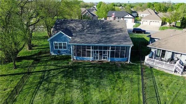 $398,500 | 2010 Prairie Grass Drive, Raymore, MO 64083