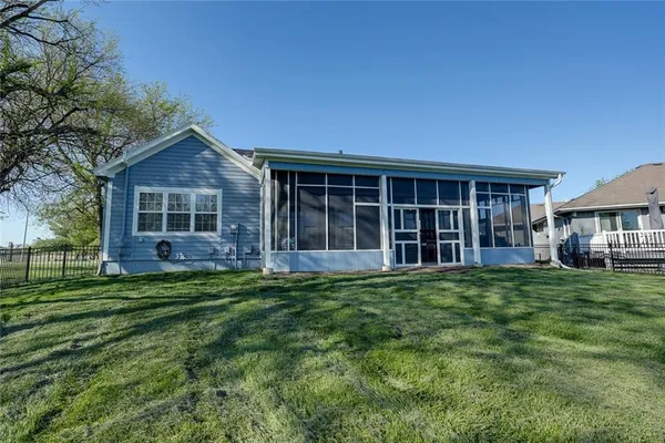 $398,500 | 2010 Prairie Grass Drive, Raymore, MO 64083