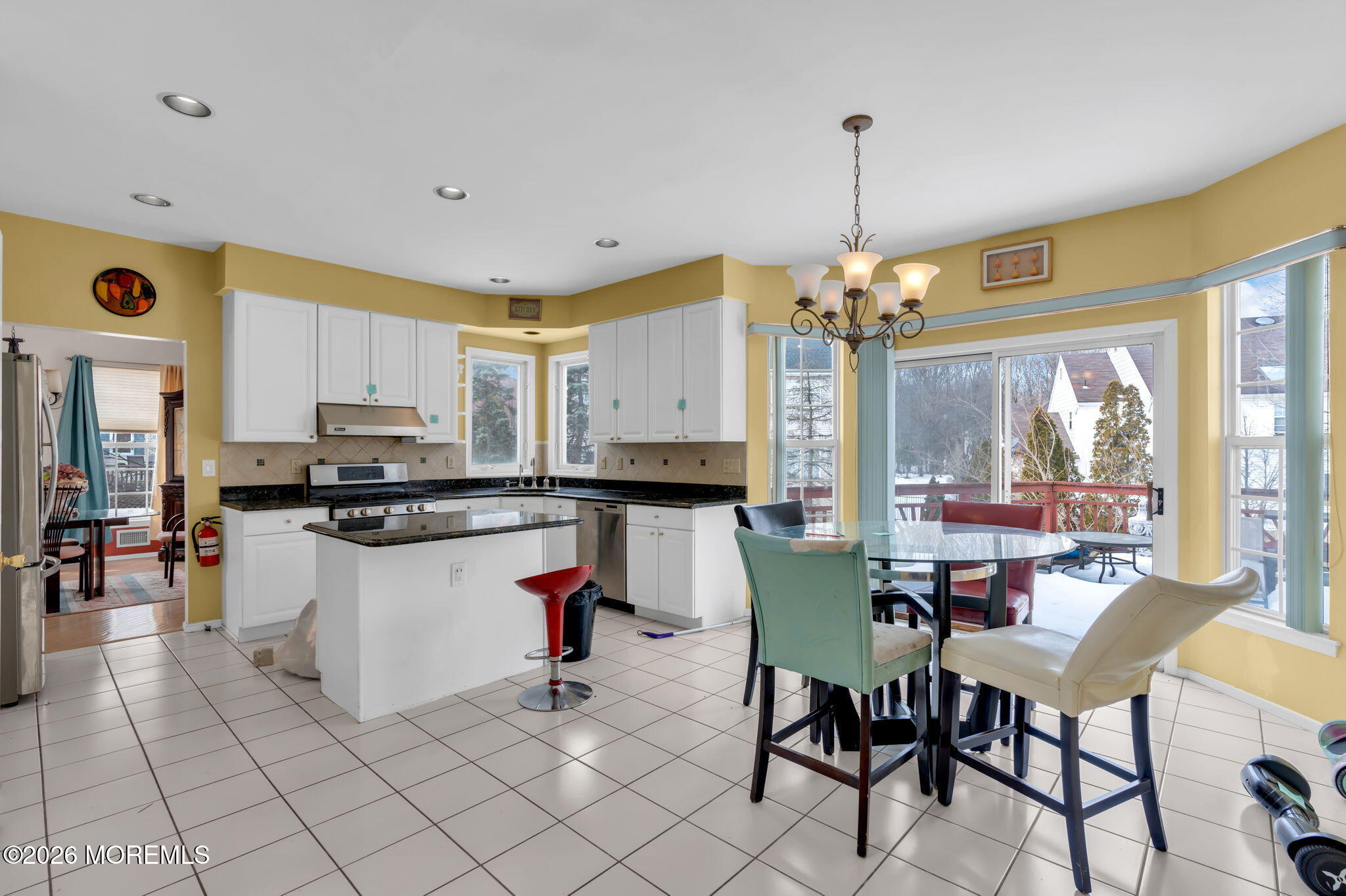 18 Lysbeth Lane Matawan, NJ 07747 - Photo 10 of 36 16-web-or-mls-DSC06563
