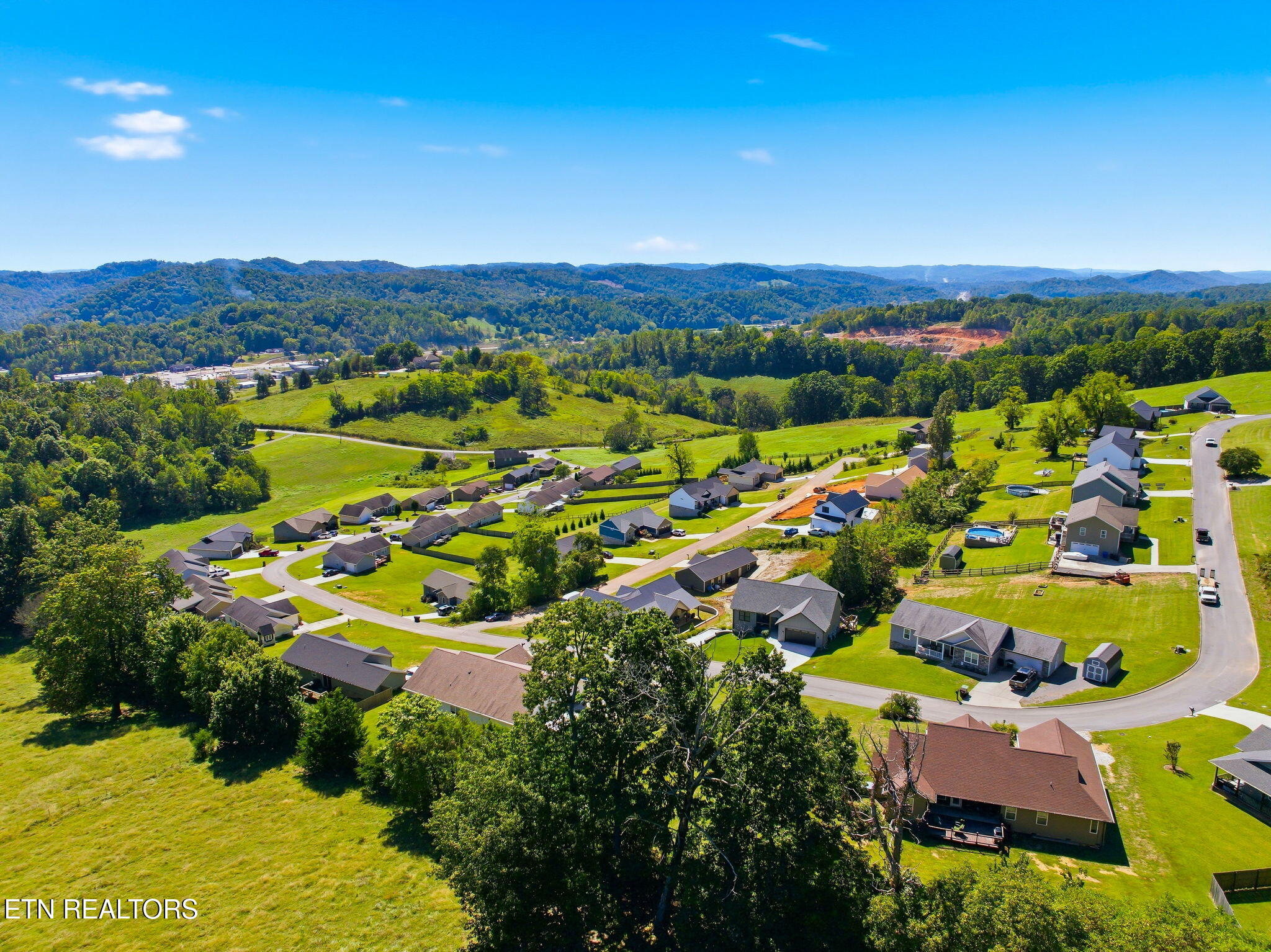 South Glen Road Maynardville, TN 37807 - Photo 8 of 21 8-web-or-mls-235-S-Glen-Rd-Maynardville-