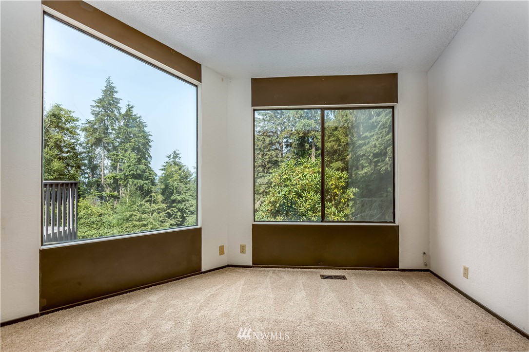 760 Greenoch Loop Oak Harbor, WA 98277 - Photo 18 of 25