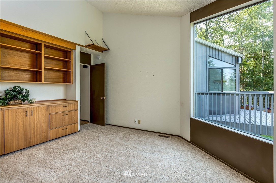 760 Greenoch Loop Oak Harbor, WA 98277 - Photo 19 of 25