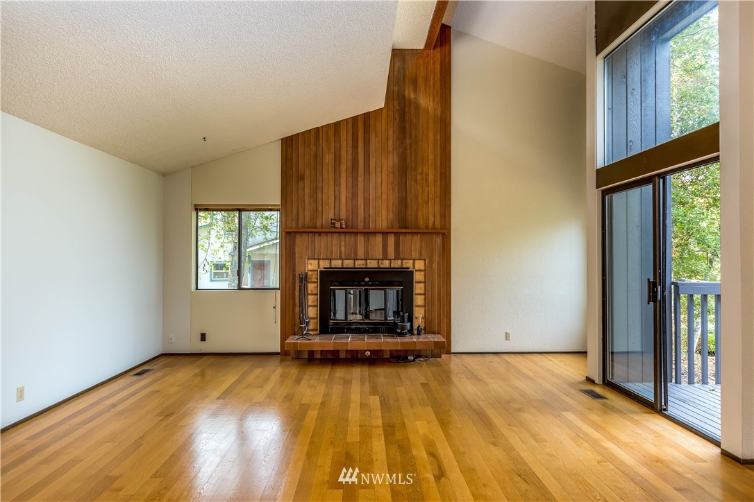 760 Greenoch Loop Oak Harbor, WA 98277 - Photo 6 of 25