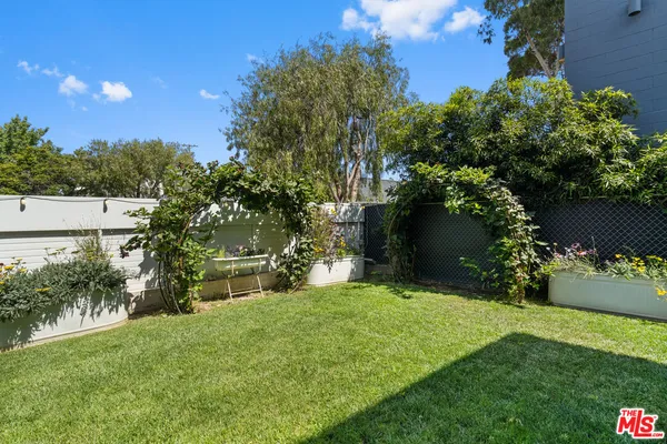 $15,350 | 548 Rose Avenue, Venice, CA 90291