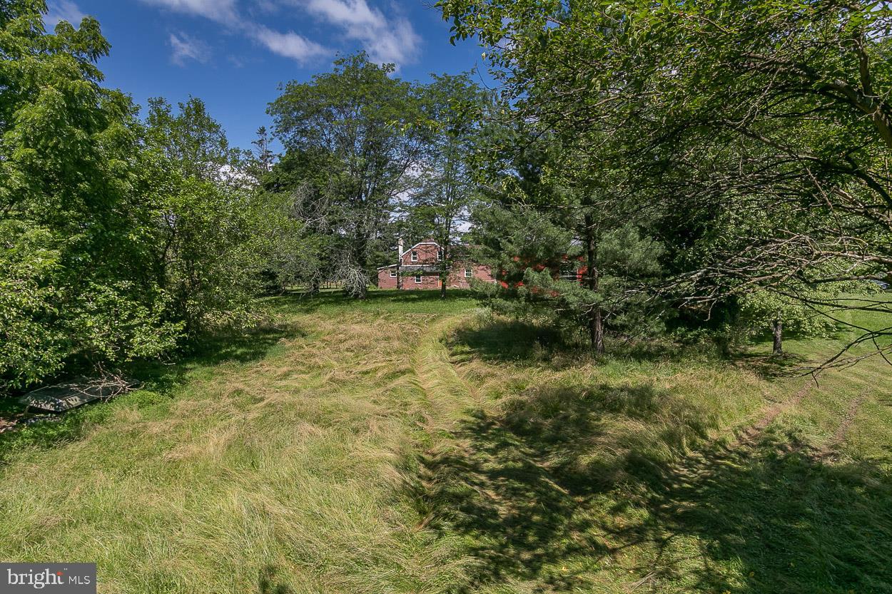 4640 Paradise Road Dover, PA 17315 - Photo 7 of 47 Gallery Image 7