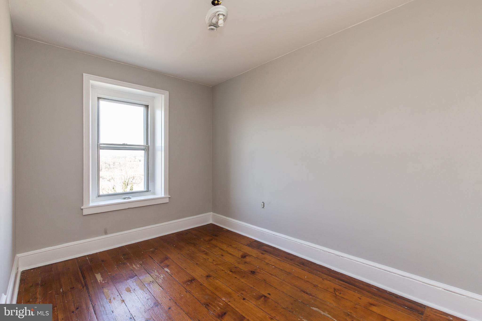 4306 Terrace Street Philadelphia, PA 19128 - Photo 12 of 25