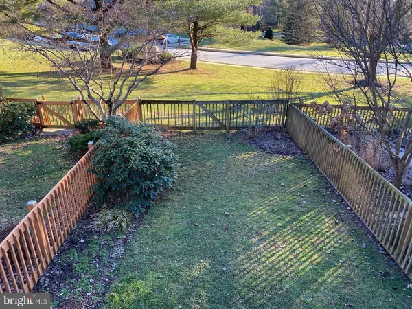 $2,750 | 13 Dickens Square, Lutherville-Timonium, MD 21093