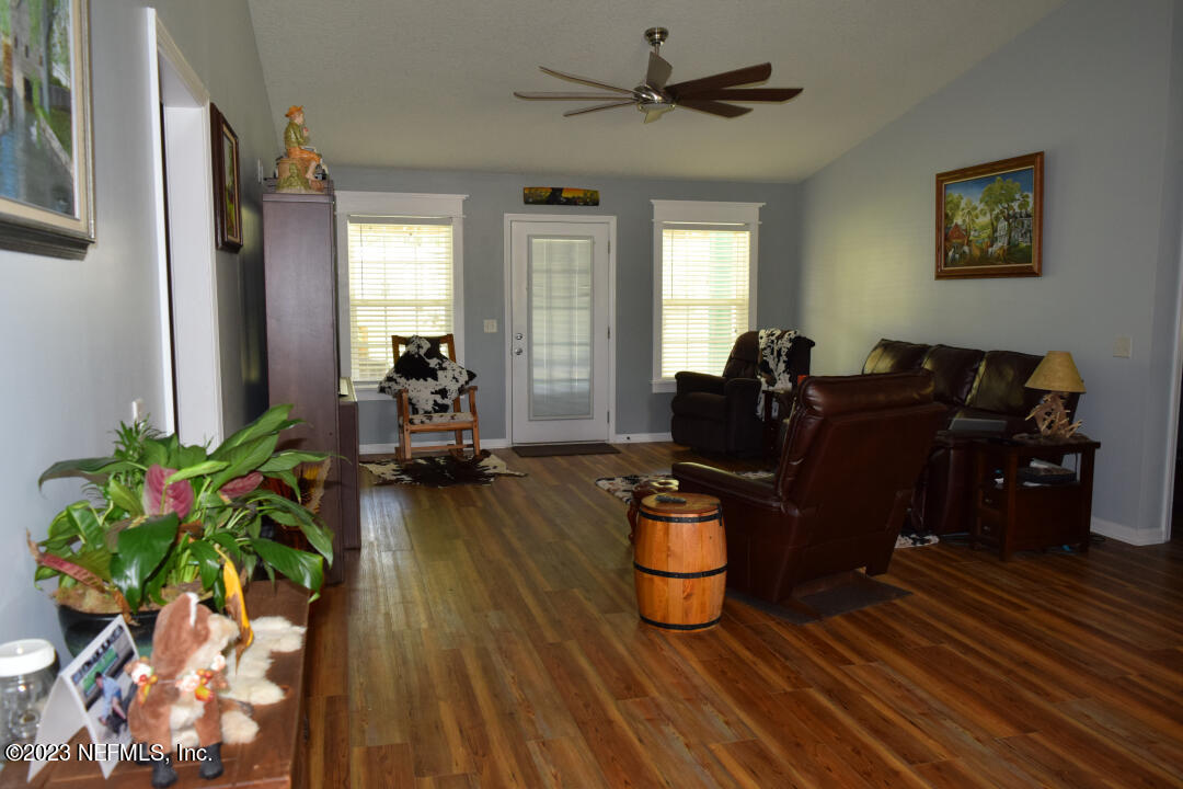 37333 Ingham Road Hilliard, FL 32046 - Photo 19 of 22 25
