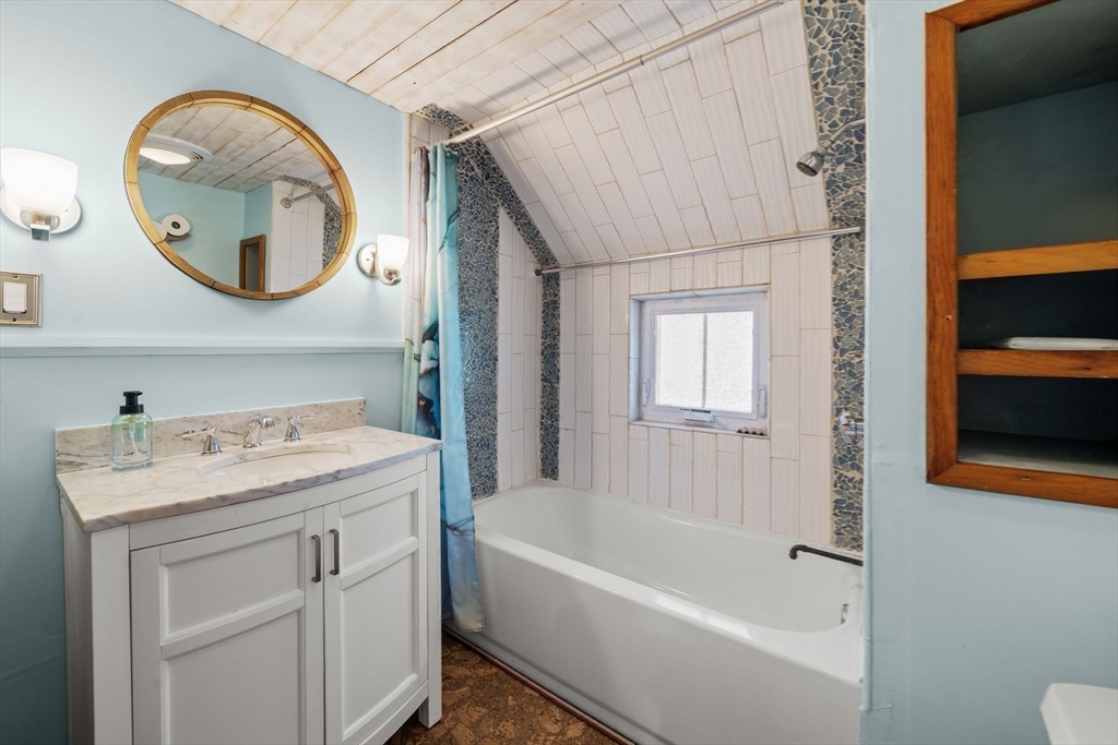 14 Forest Park Road Woburn, MA 01801 - Photo 16 of 34