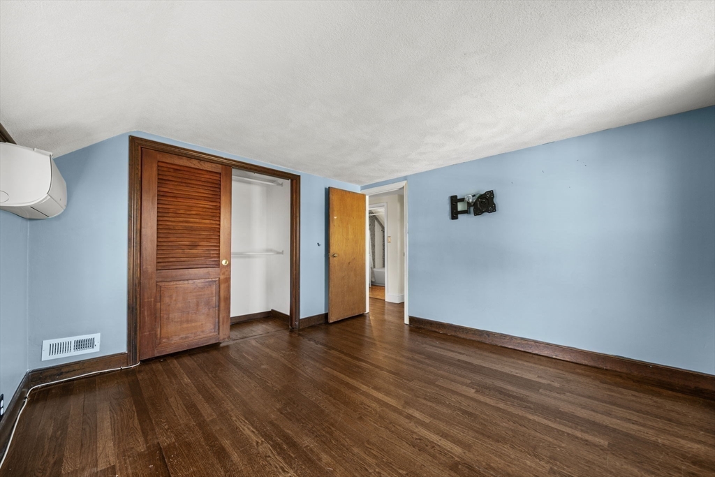 14 Forest Park Road Woburn, MA 01801 - Photo 25 of 34