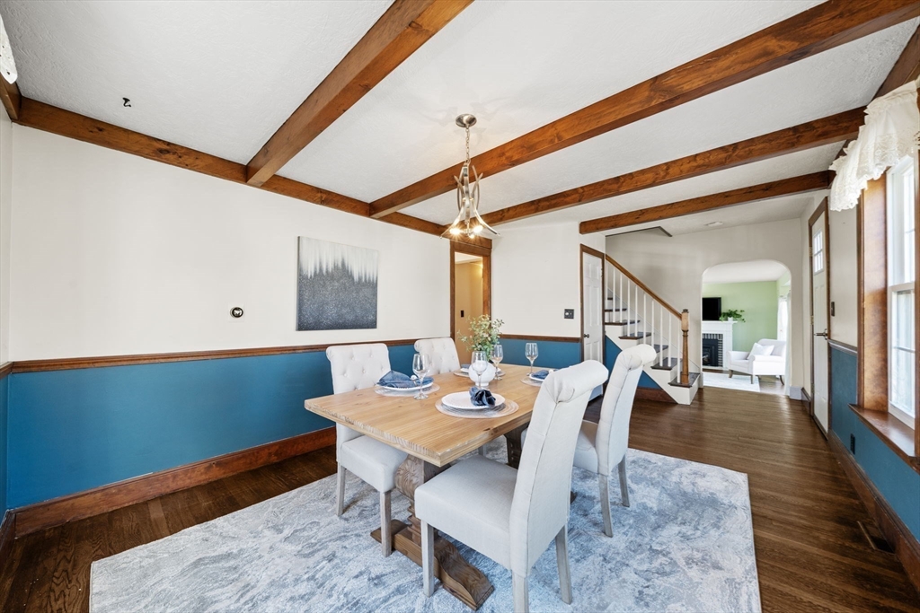 14 Forest Park Road Woburn, MA 01801 - Photo 4 of 34
