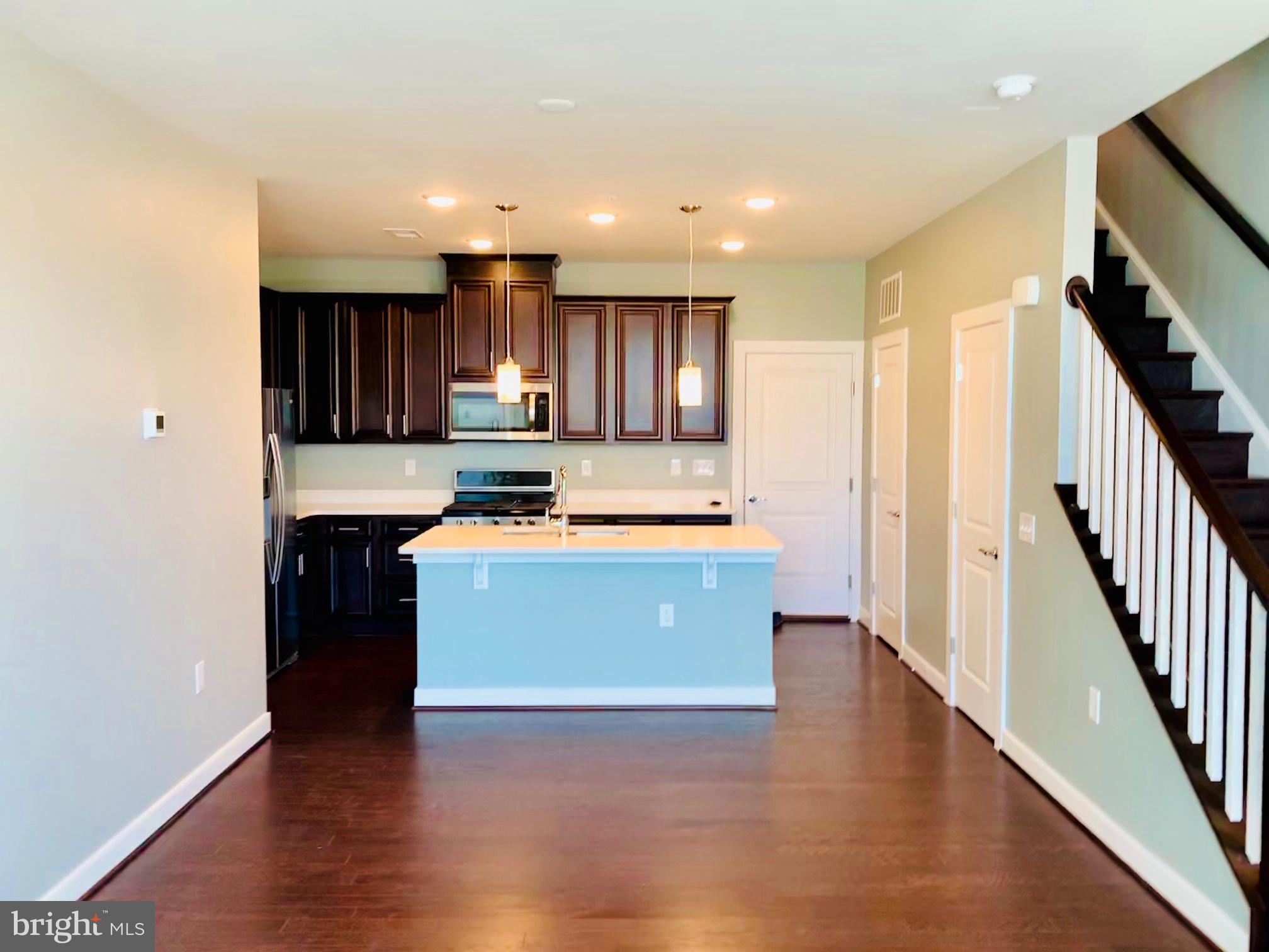 13338 Arrowbrook Centre Drive Herndon, VA 20171 - Photo 3 of 18