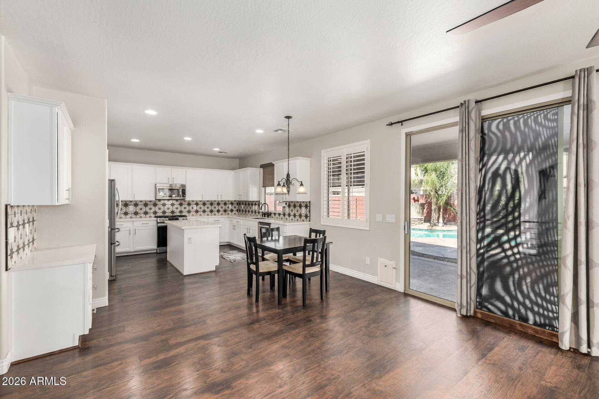 14136 West Calavar Road Surprise, AZ 85379 - Photo 17 of 46 17 - Calavar