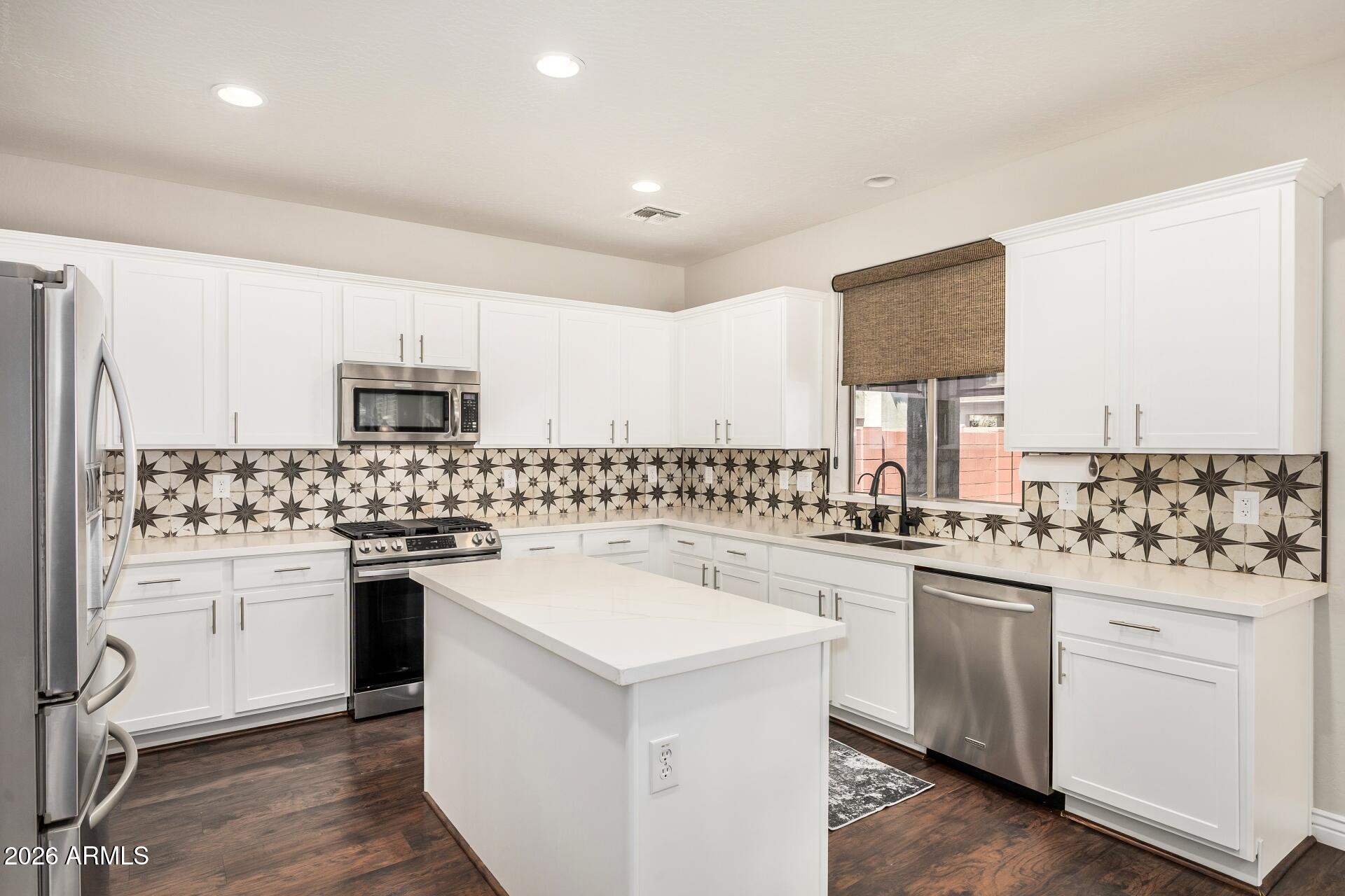 14136 West Calavar Road Surprise, AZ 85379 - Photo 20 of 46 20 - Calavar