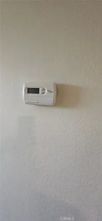 $3,700 | 611 East 75th Street, Los Angeles, CA 90001