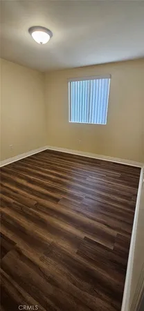 $3,700 | 611 East 75th Street, Los Angeles, CA 90001