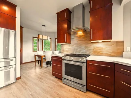 $2,999,999 | 23 Machida Lane, Hilo, HI 96720