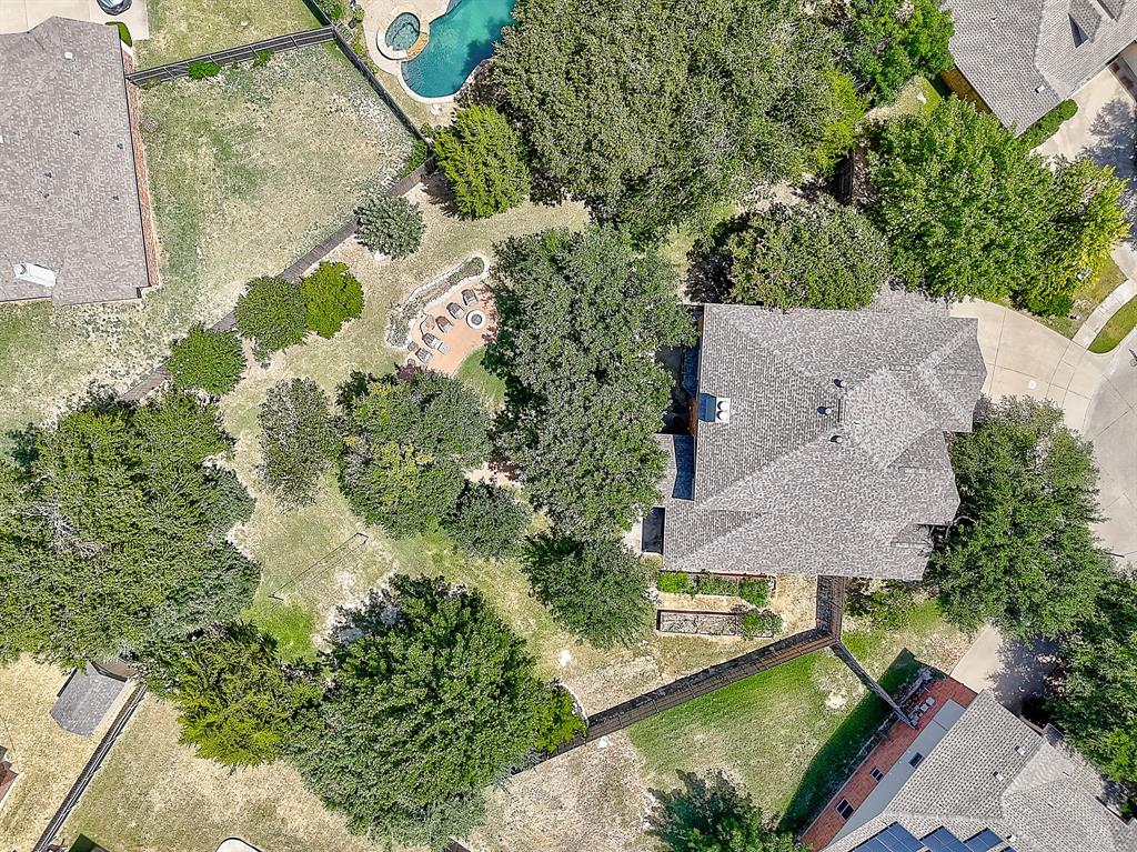 1109 Brandy Court Midlothian, TX 76065 - Photo 23 of 26 Bird's eye view of a pool