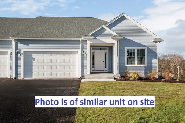 $608,640 | 37 Crestwood Circle, Unit 43, Northbridge, MA 01588