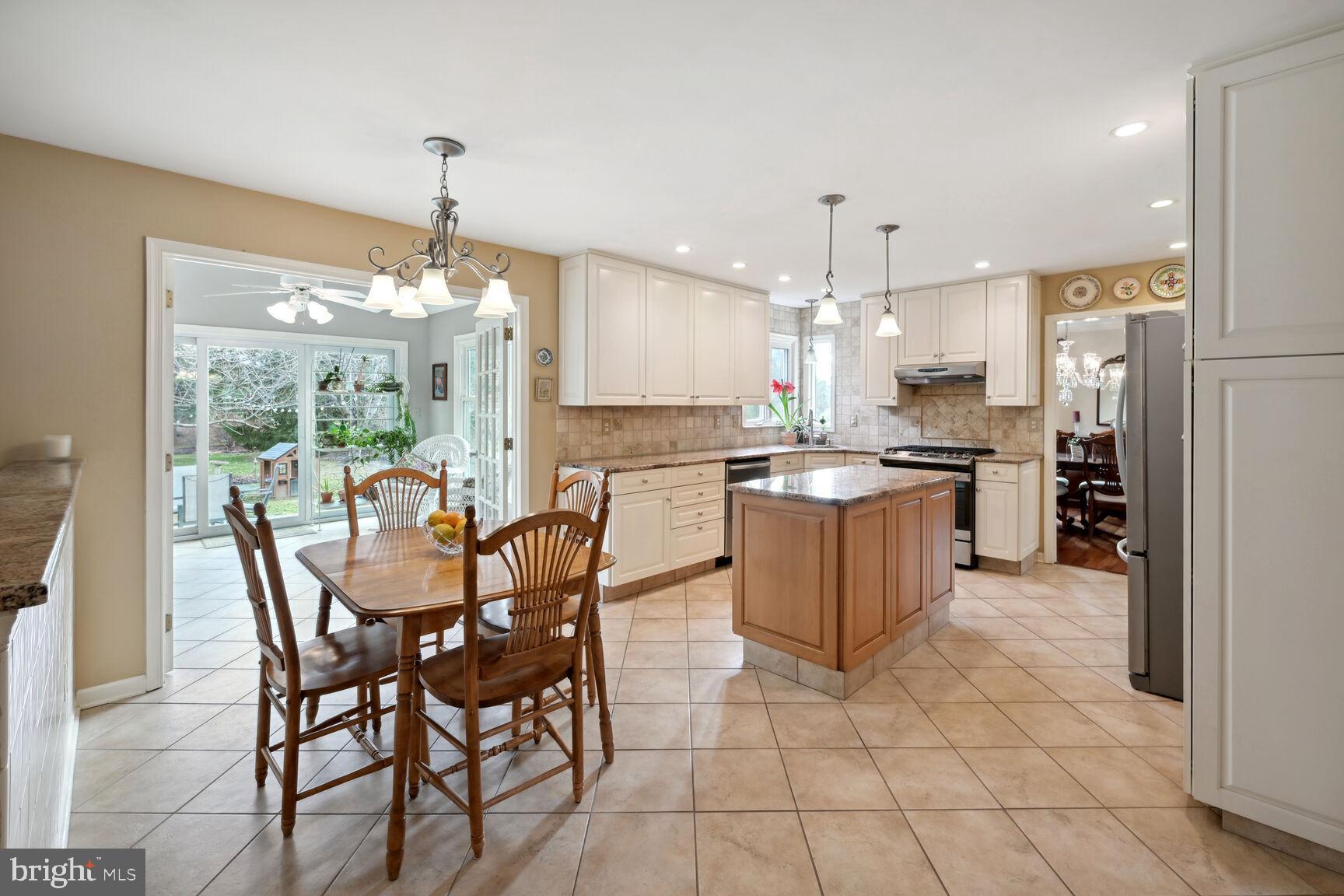 15 Perrine Path Princeton Junction, NJ 08550 - Photo 11 of 43