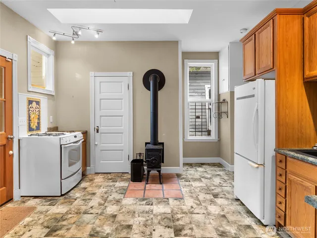 $550,000 | 123 Rogers Street Northwest, Olympia, WA 98502