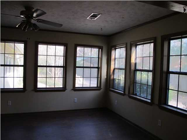 406 Parkway Road Brandon, MS 39047 - Photo 5 of 17 Photo 5