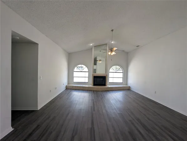 $2,300 | 11322 Torrey Pines Drive, Riverview, FL 33579