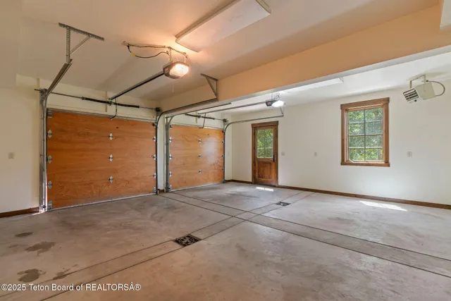 $4,250,000 | 14570 Wagon Road, Jackson, WY 83001