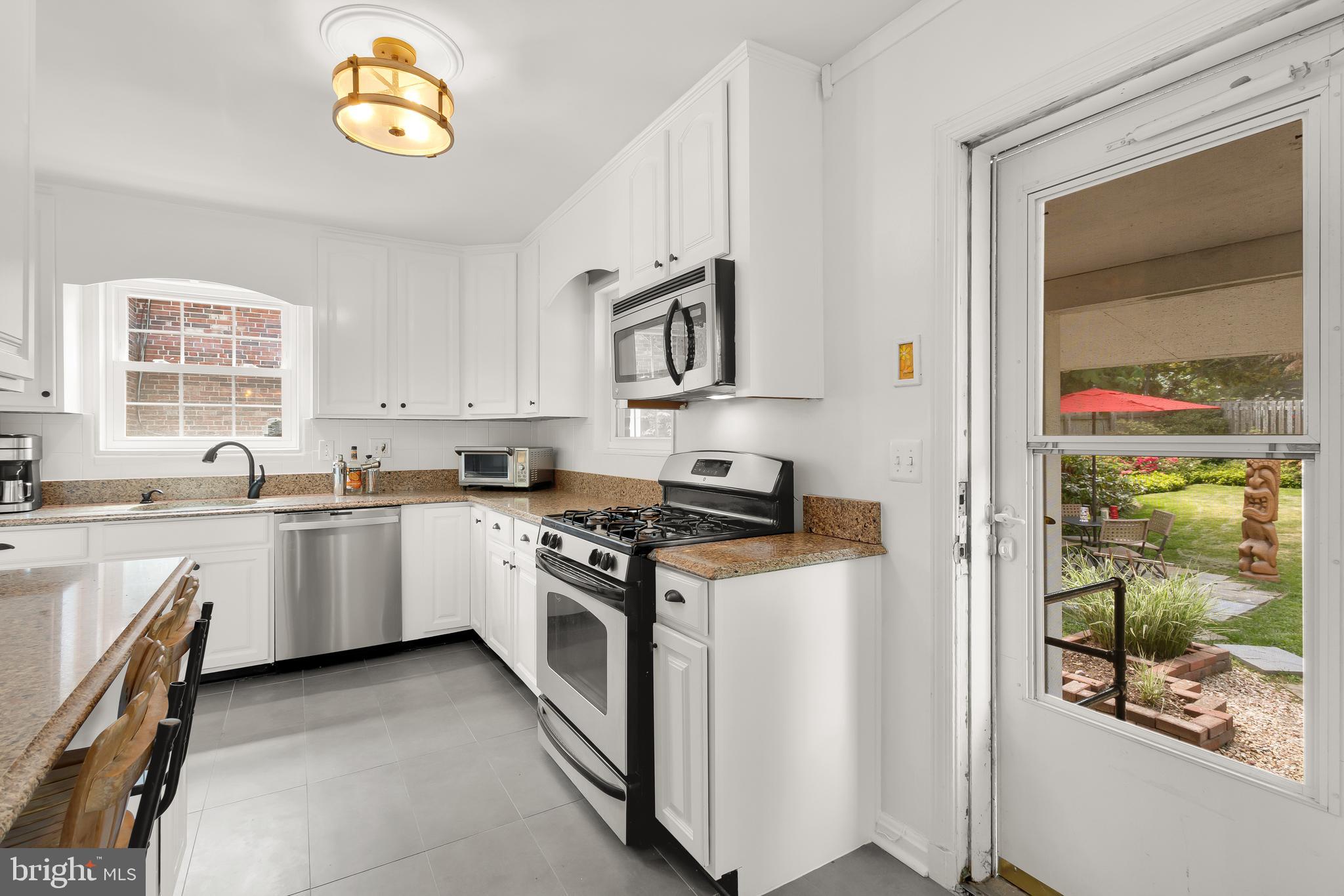 11504 Newport Mill Road Silver Spring, MD 20902 - Photo 17 of 41