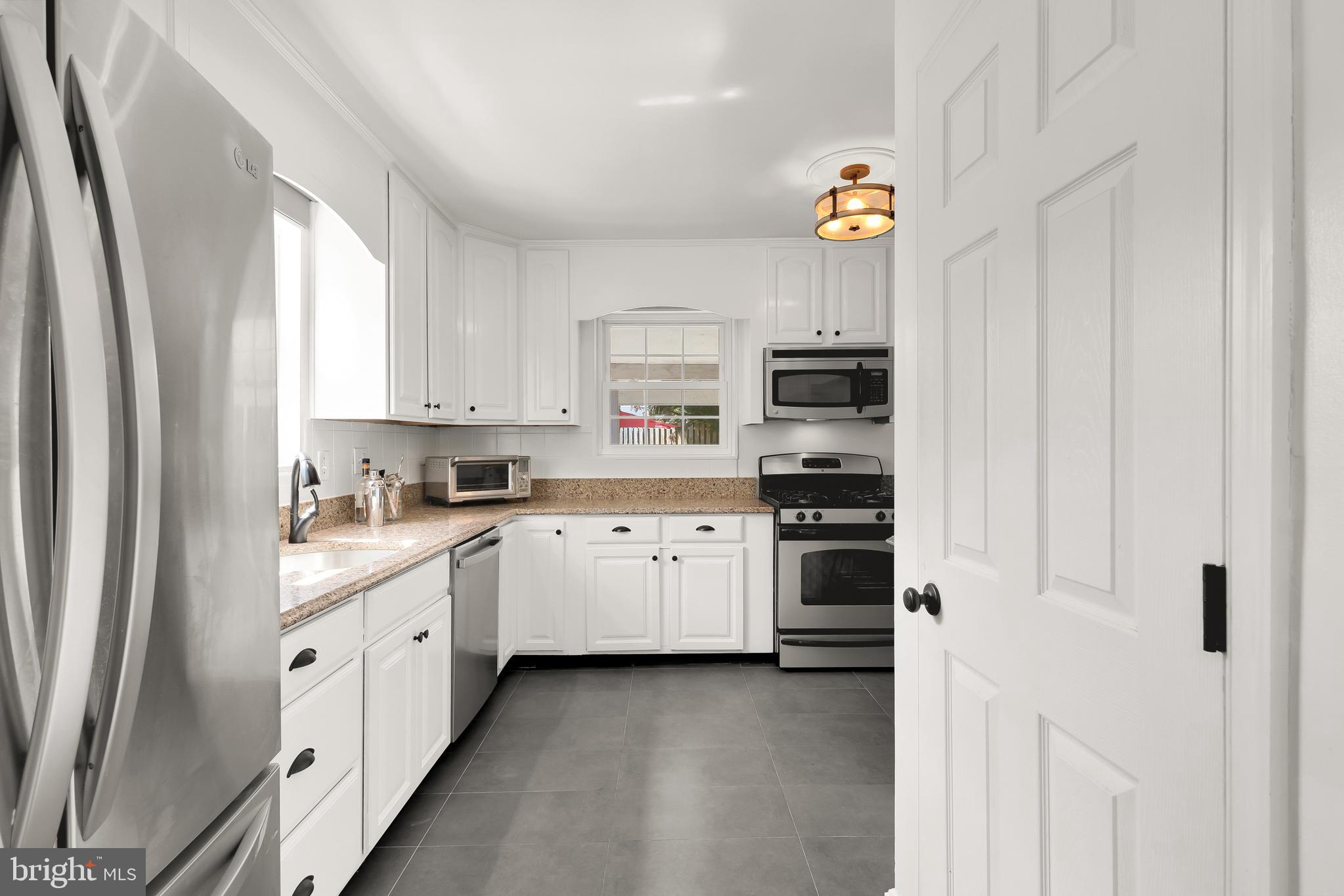 11504 Newport Mill Road Silver Spring, MD 20902 - Photo 19 of 41