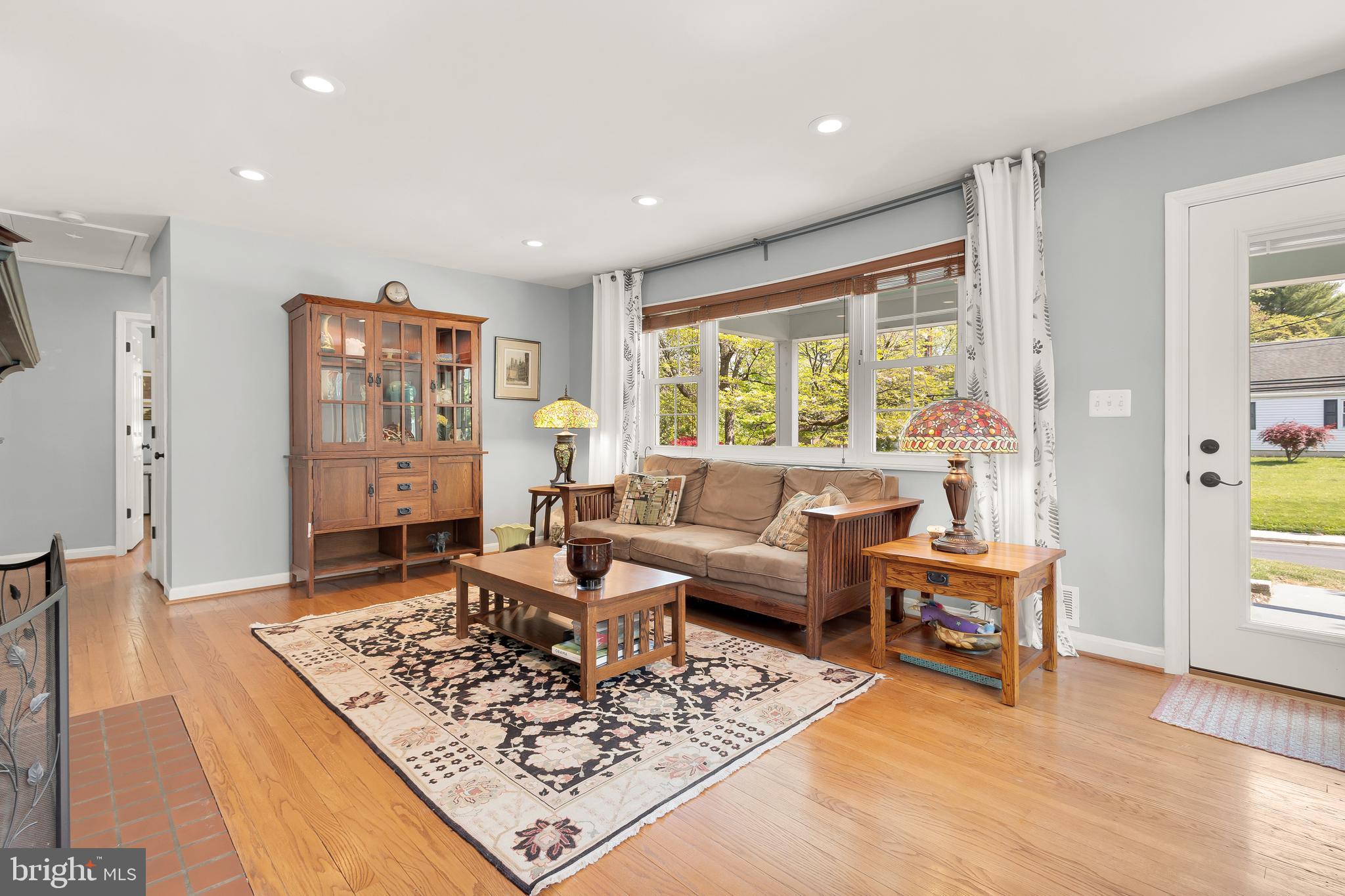 11504 Newport Mill Road Silver Spring, MD 20902 - Photo 6 of 41