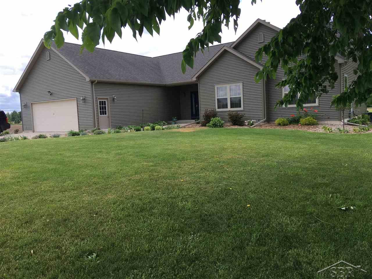 4485 Lone Road Freeland, MI 48623 - Photo 20 of 25 Front view