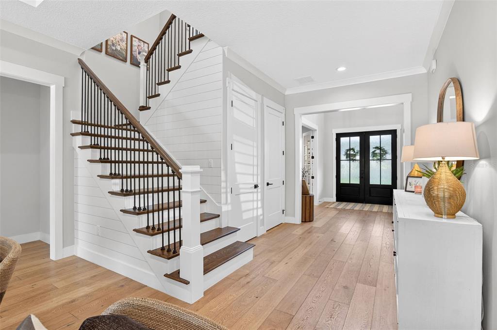 427 Raehn Street Orlando, FL 32806 - Photo 8 of 61 Gallery Image 8