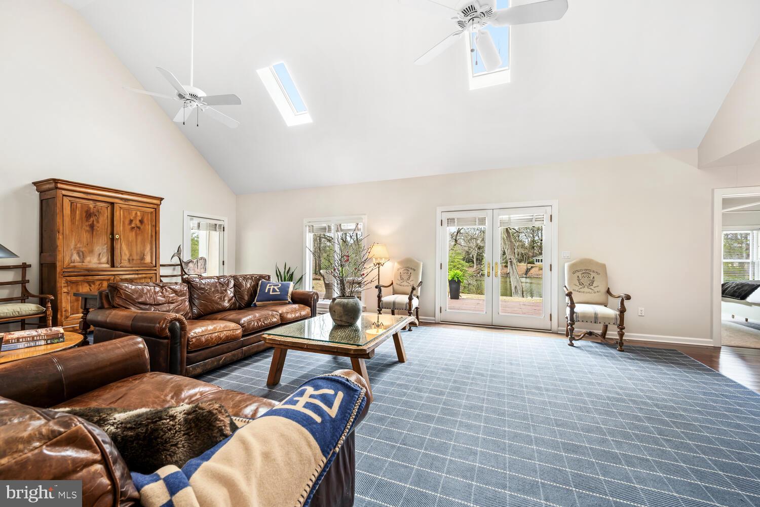6780 Cookes Hope Road Easton, MD 21601 - Photo 13 of 60 Living room