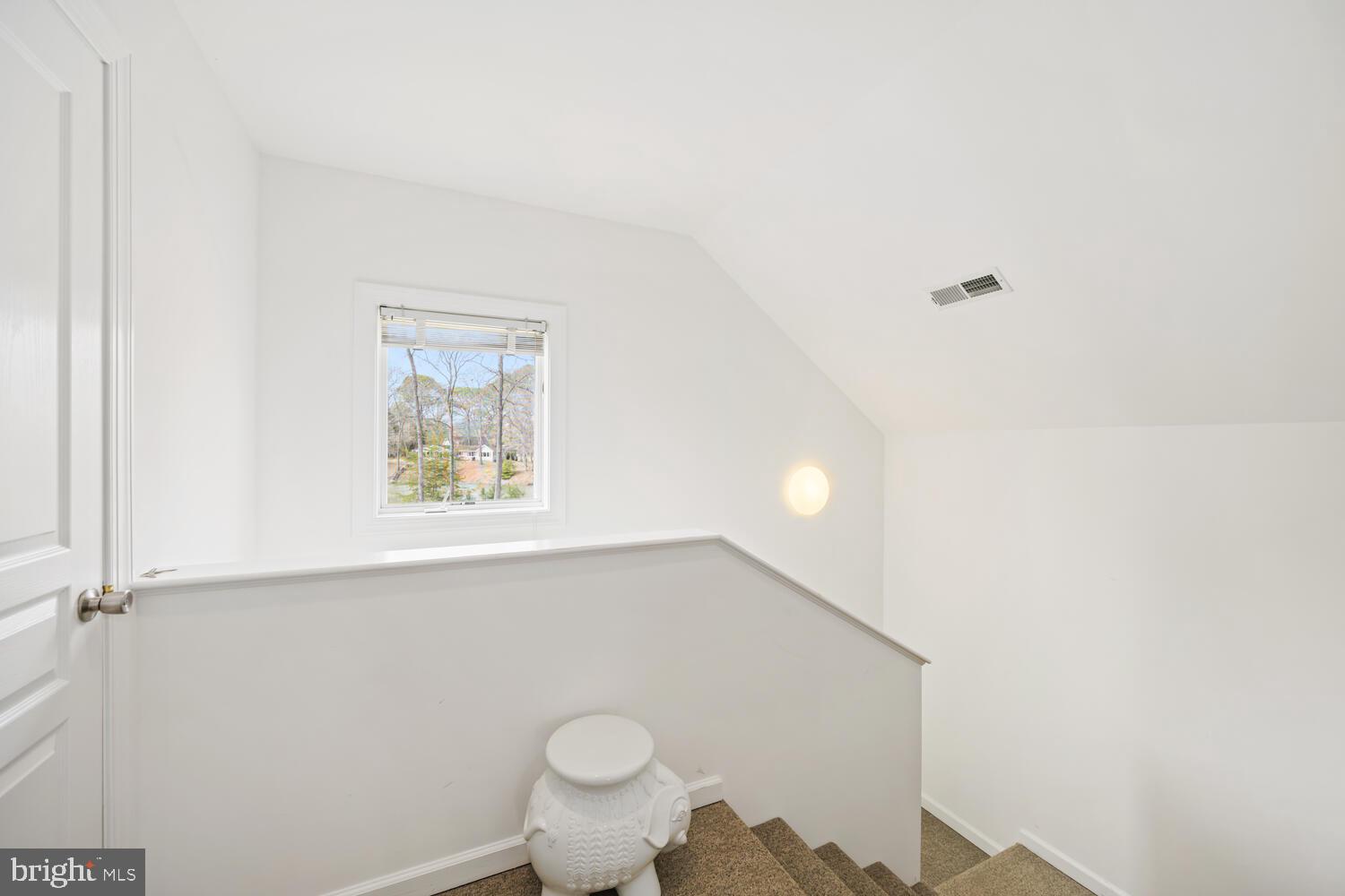 6780 Cookes Hope Road Easton, MD 21601 - Photo 42 of 60 foyer to guest apartment