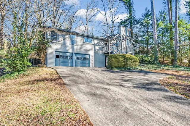 $460,000 | 2894 McPherson Road Northeast, Roswell, GA 30075