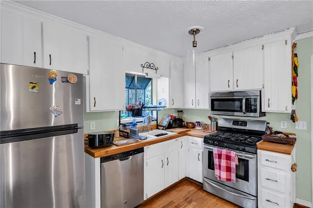 $460,000 | 2894 McPherson Road Northeast, Roswell, GA 30075