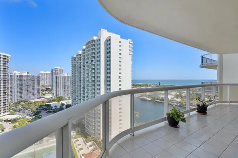 $615,000 | 20191 East Country Club Drive, Unit 1903, Aventura, FL 33180