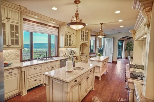 $5,999,000 | 12 Skyline Drive, Burbank, CA 91501