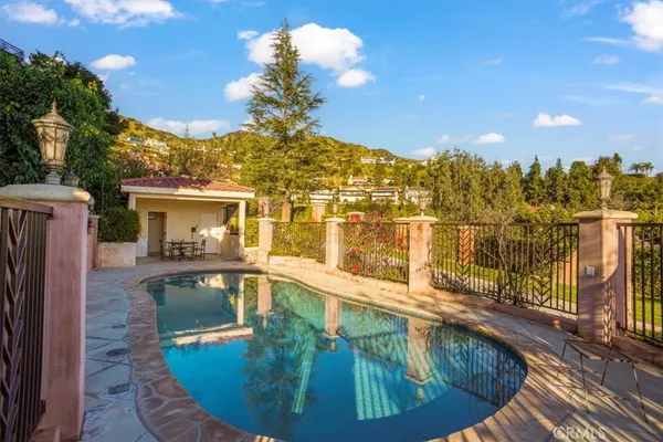$5,999,000 | 12 Skyline Drive, Burbank, CA 91501