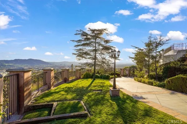 $5,999,000 | 12 Skyline Drive, Burbank, CA 91501