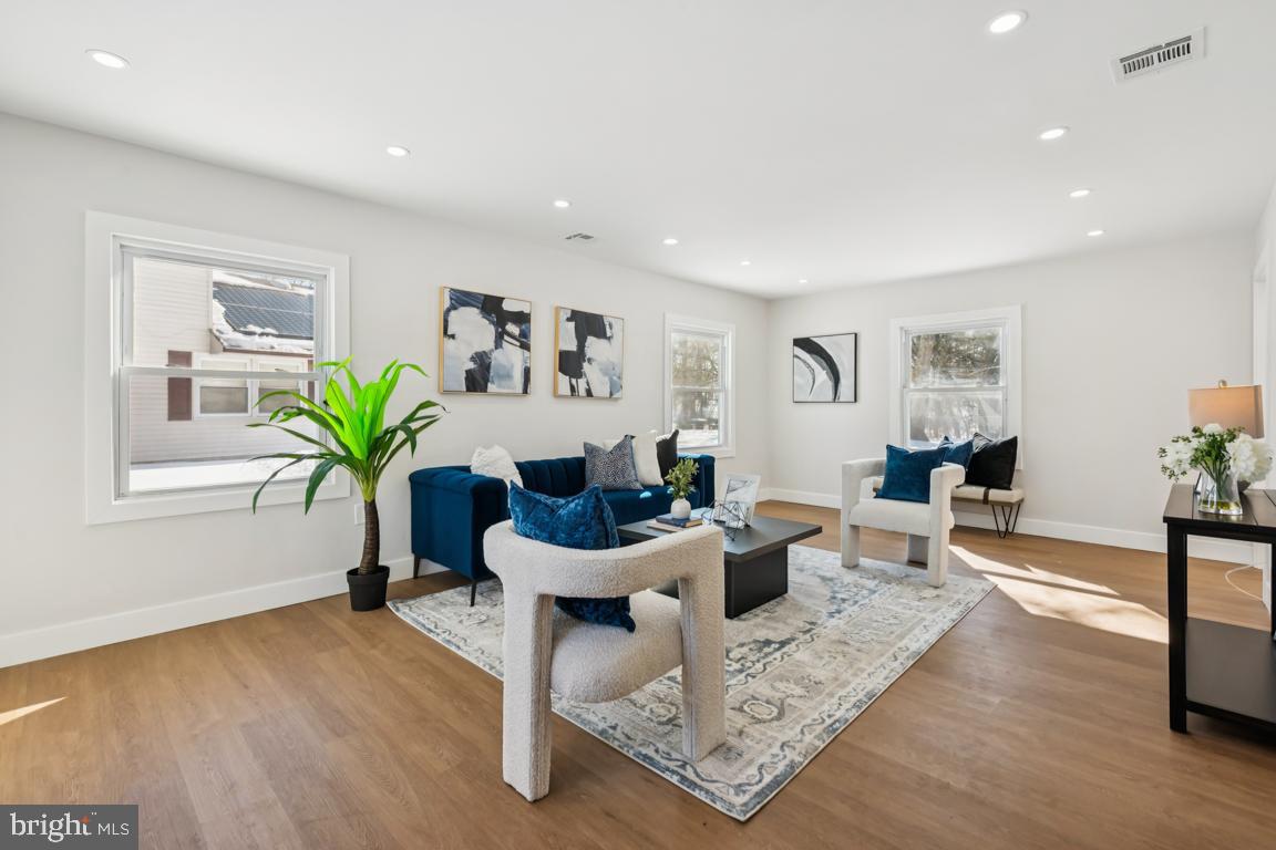 2 Sylvan Lane Willingboro, NJ 08046 - Photo 4 of 26 a living room with furniture potted plant and a window