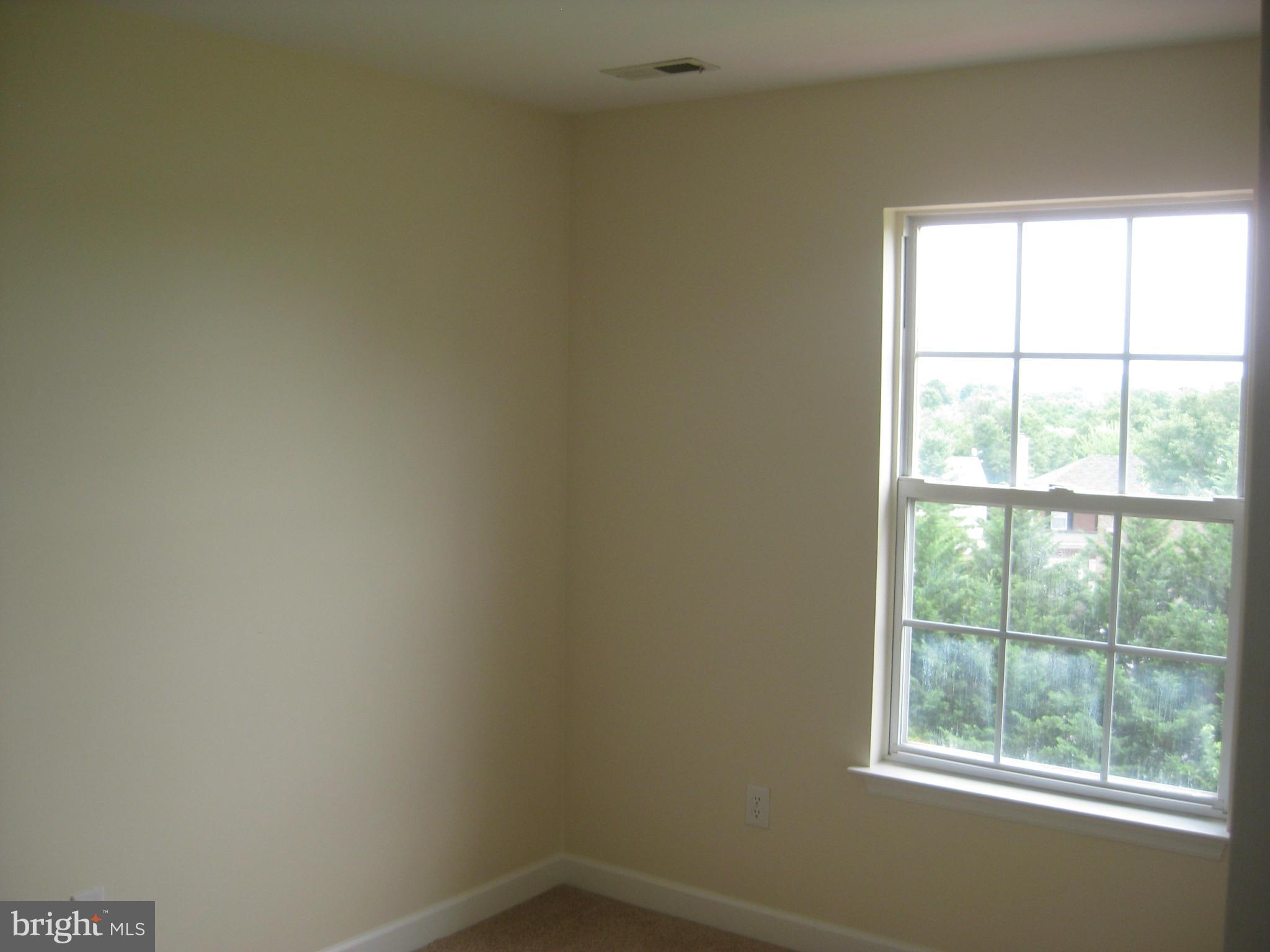6440 View Point Court Frederick, MD 21703 - Photo 13 of 21 Bedroom