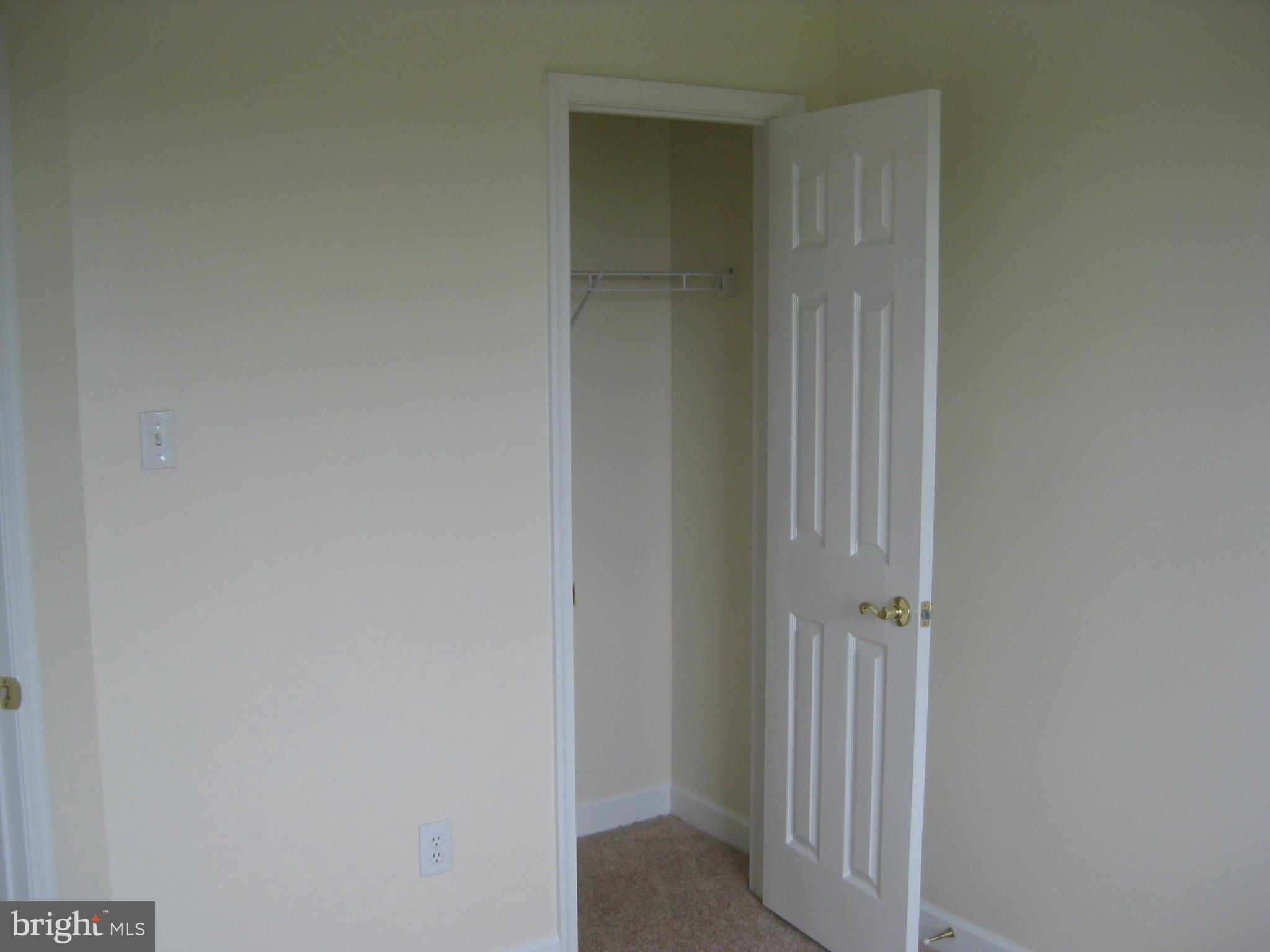 6440 View Point Court Frederick, MD 21703 - Photo 14 of 21 Bedroom