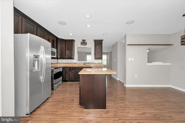 $1,750 | 7 New Gate Court, Falling Waters, WV 25419