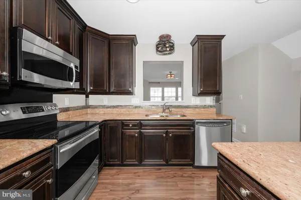 $1,750 | 7 New Gate Court, Falling Waters, WV 25419